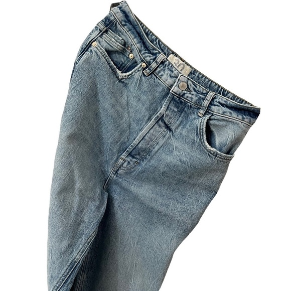 Free People Womens mom jeans Size 30 high waisted light wash button up - Picture 2 of 9